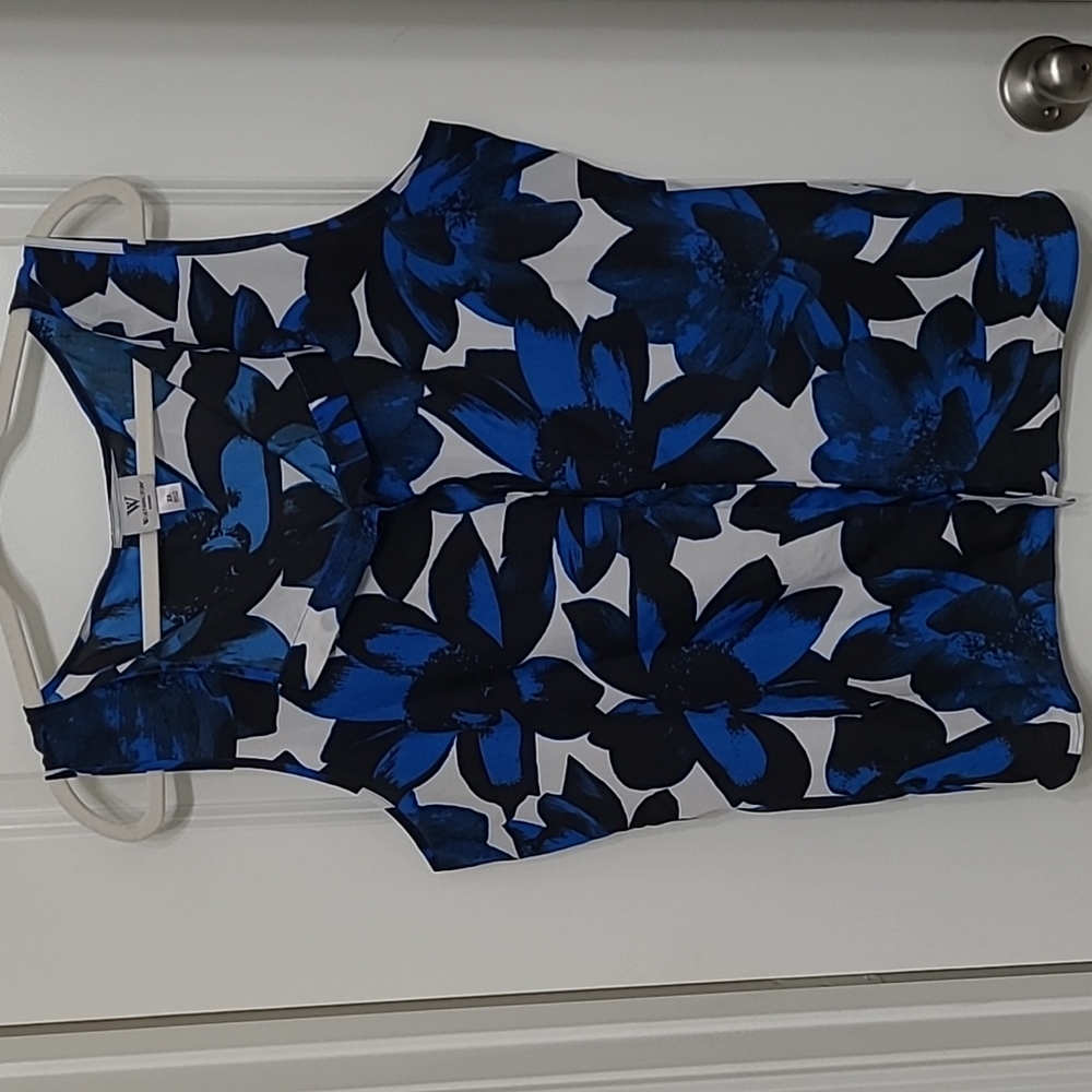Worthington 2x floral sleeveless top